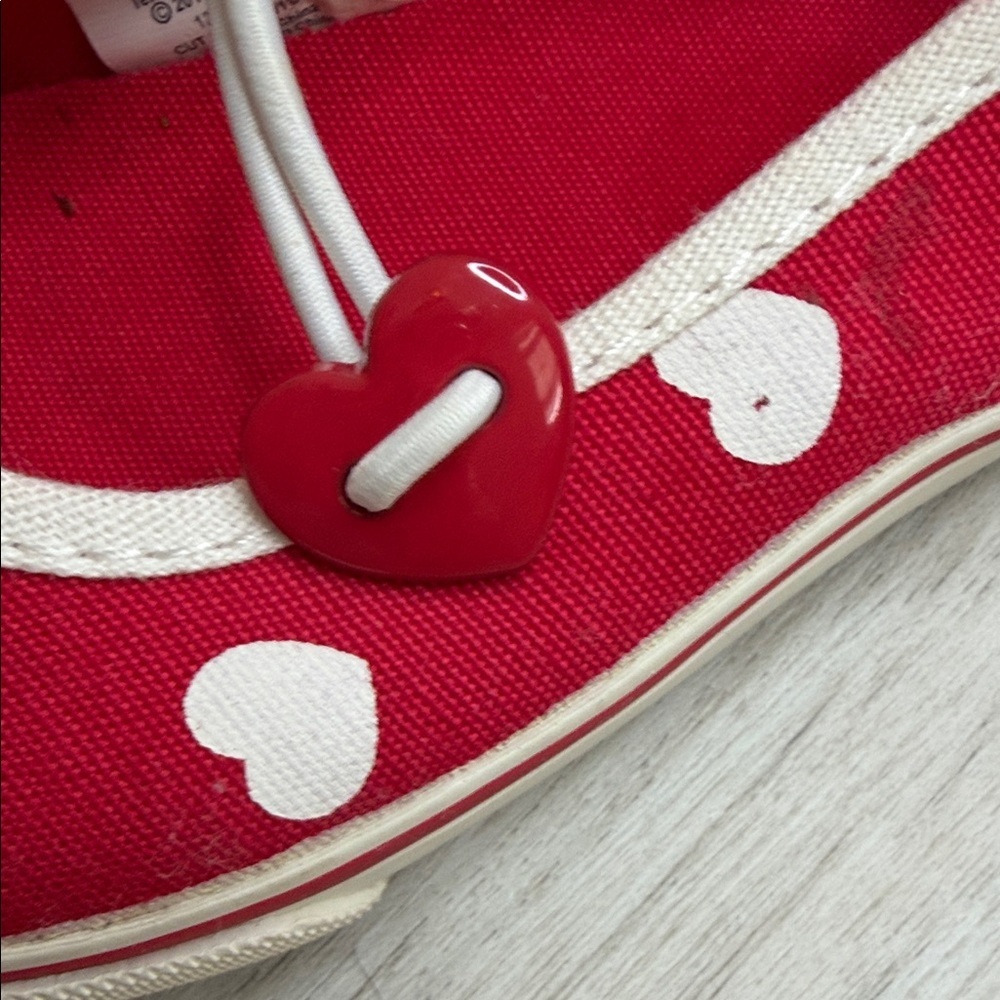 Gymboree Red Heart Slippers for Kids size 7 - Picture 3 of 5